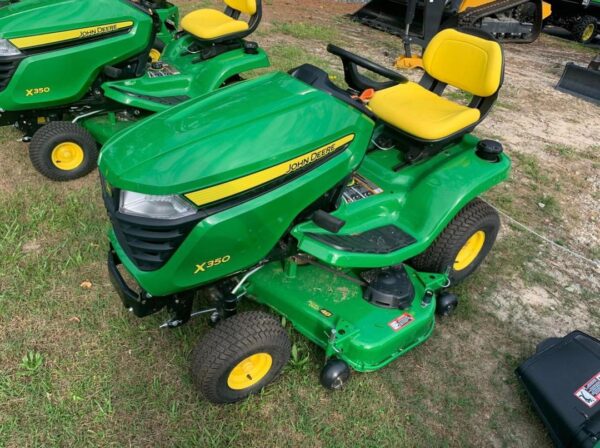 John Deere Lawn Mower